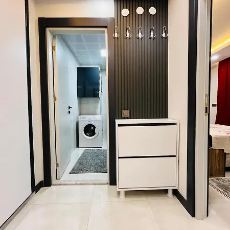 13 Luxury With Elevator In The Center Antalya