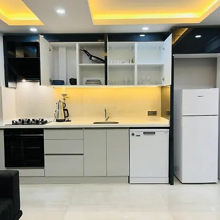 13 Luxury With Elevator In The Center Antalya